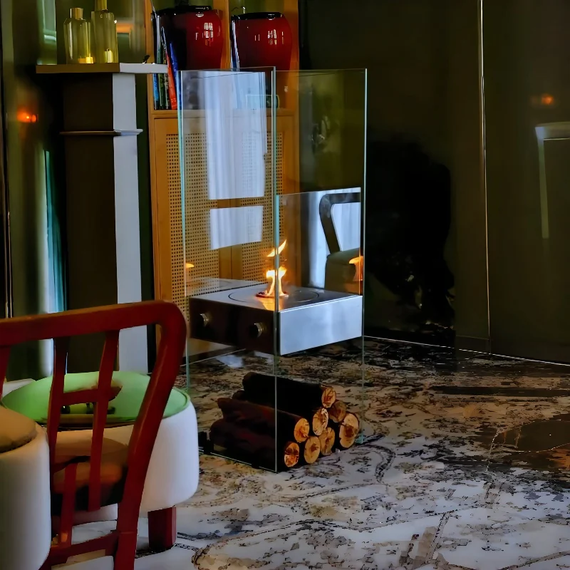 Foyer transparent dans un espace à vivre moderne